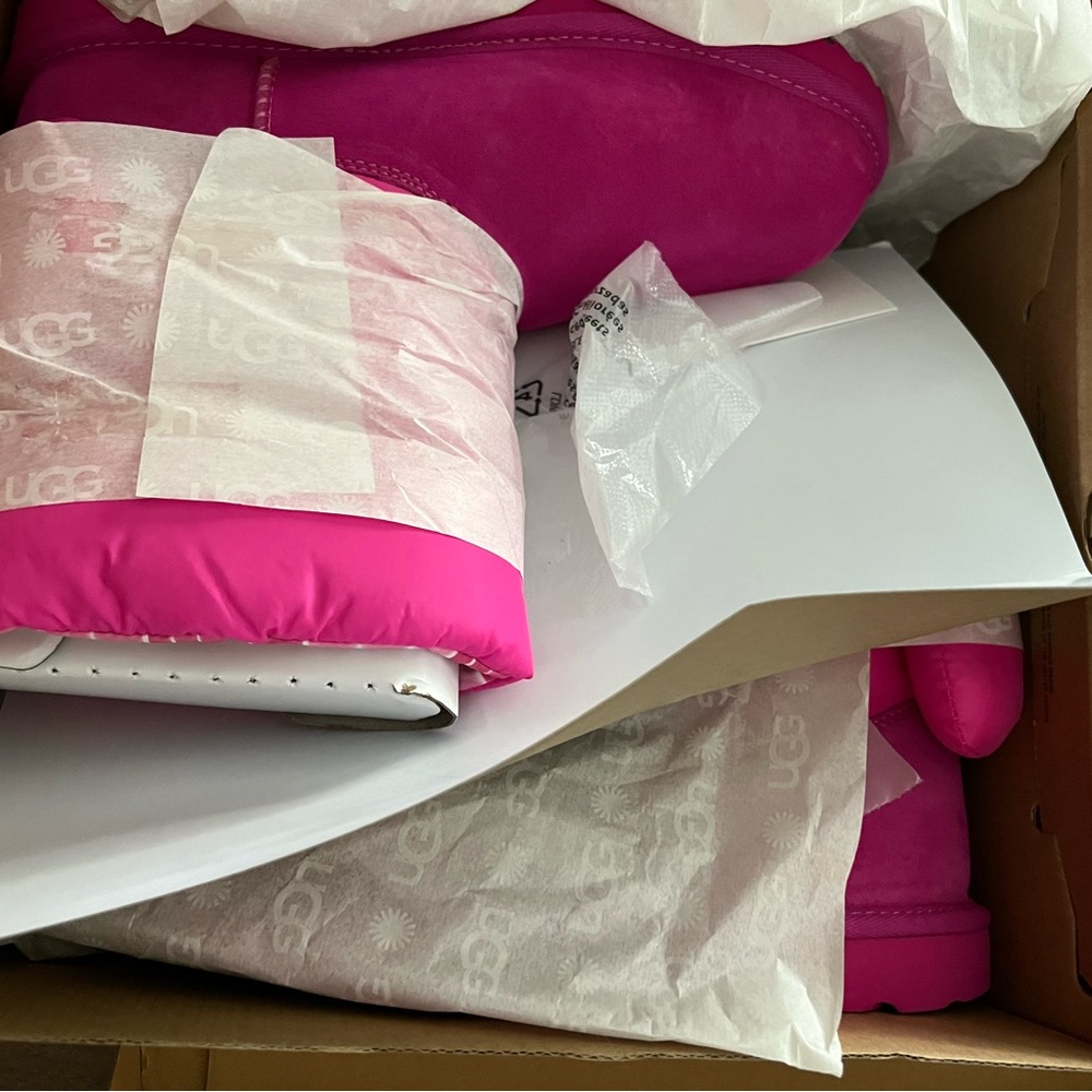 🆕PINK UGG Bailey Back Bow Girls Water-Resistant Maxi PUFFER Boot NWT Rock Rose - Picture 8 of 8